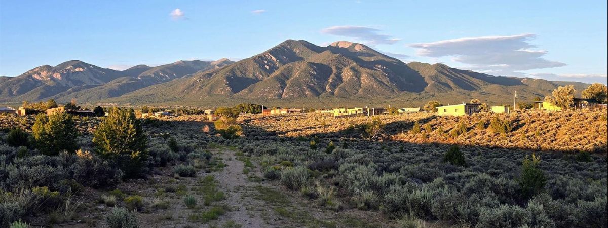 Contour Airlines El Prado Office in New Mexico