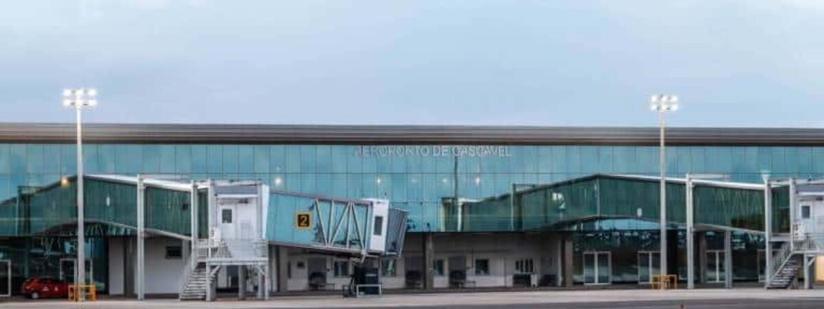 Western Regional Airport - Col. Adalberto Mendes da Silva
